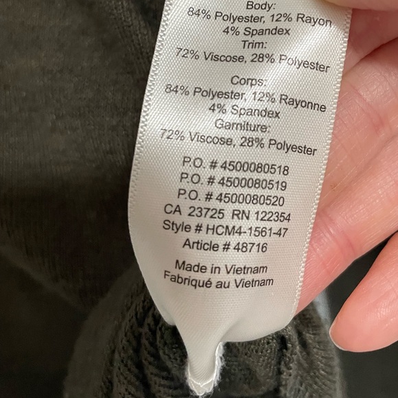 Aritzia Too - Picture 4 of 4